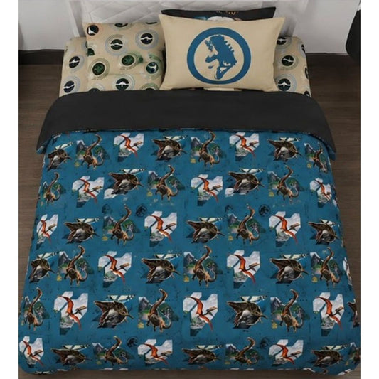 Jurassic World Reversible 4-Piece Twin Bed Set With Comforter, Sheets & Pillowcase