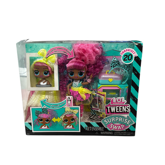 LOL Surprise Tweens Surprise Swap Doll Set With 20 Surprises And Styling Accessories - Cora