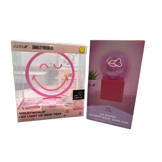 SmileyWorld LED Light-Up Desk Tray & Teen Home Lip Shaped Filament Bulb USB & Battery Operated Pink Décor Set