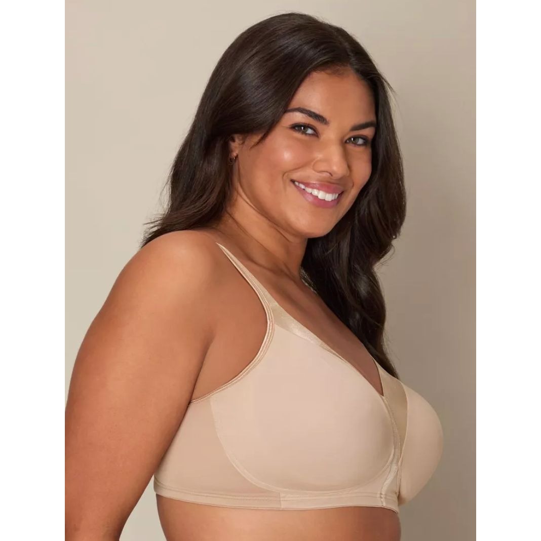 Playtex 18 Hour Silky Soft Smoothing Cool & Breathable Wireless Bra Nude 38C Women's