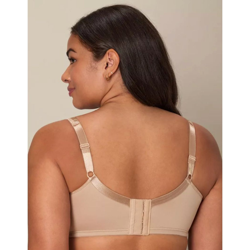 Playtex 18 Hour Silky Soft Smoothing Cool & Breathable Wireless Bra Nude 38C Women's