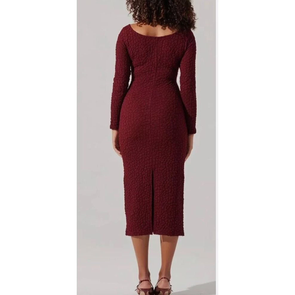 Astr The Label - Burgundy Textured Knit Knot Front Off the Shoulder Long Sleeve Midi Dress Size M