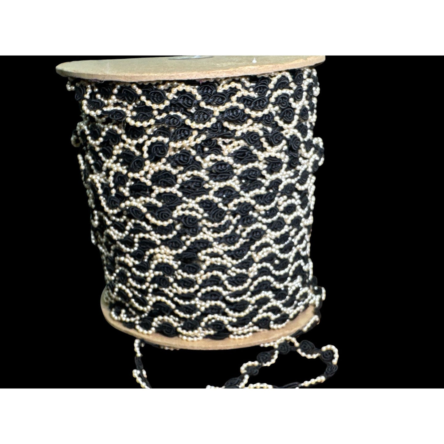 Black & Ivory Decorative Rosette Trim On Spool For Crafts Sewing 1/4-Inch Width 100+ YARDS
