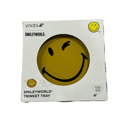 Yoobi SmileyWorld Giant Pencils & Sharpener Adult Scissors And Trinket Tray Set - Multi-Color