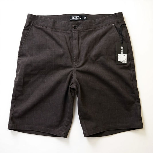 EZEKIEL USA Men's Brown Plaid Shorts 38