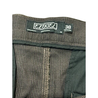 EZEKIEL USA Men's Brown Plaid Shorts 38