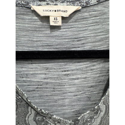 Lucky Brand Women's XS V-Neck Short Sleeve Floral Paisley Print Gray Top