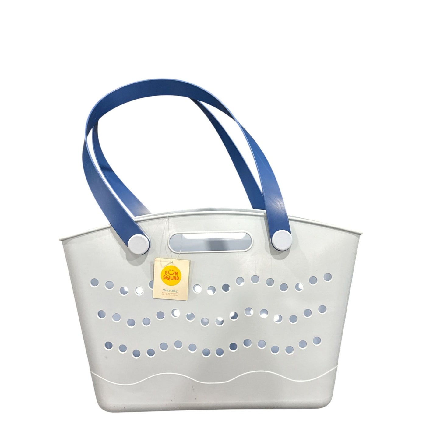 Beach Essentials Bundle Basket Including Tote Bags, Treat Molds, Bento Box, Grill Basket,  Shell Plates, and More By Sun Squad