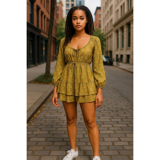 LUSH Women's Tie Front Shorts Romper Green Floral SMALL