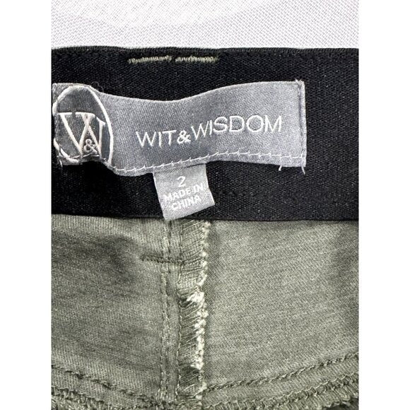 Wit & Wisdom Ab-Solution Olive Green Women's Cuffed Shorts Size 2