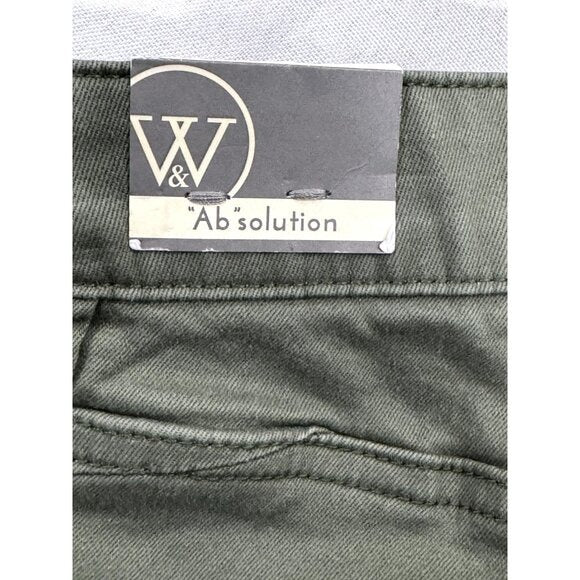 Wit & Wisdom Ab-Solution Olive Green Women's Cuffed Shorts Size 2