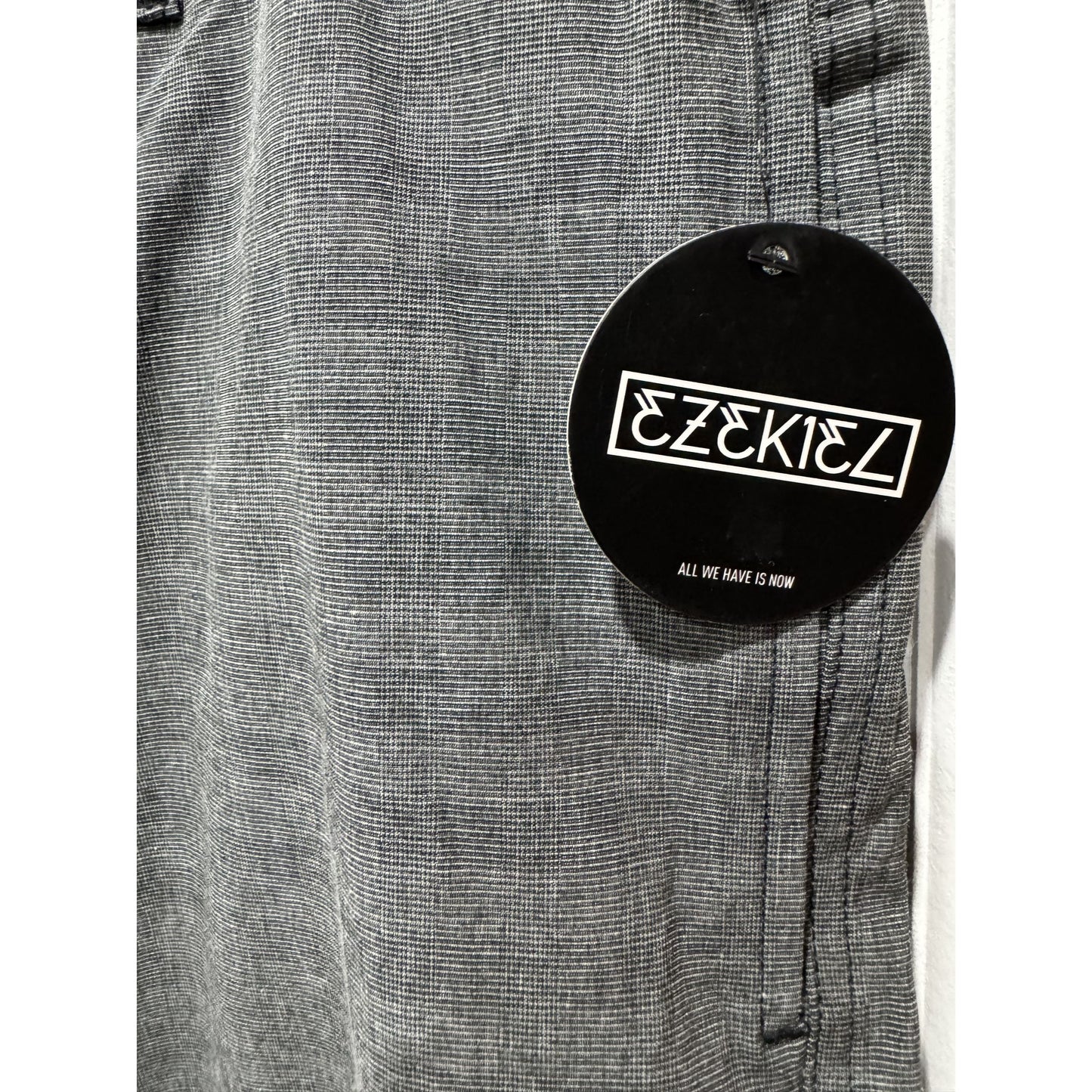 Ezekiel Mens Versa Boardshorts Gray Size 38 Plaid Polyester Blend Made In Bangladesh